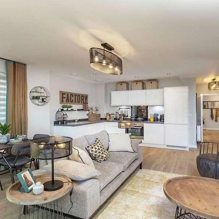 Newly Built Luxury 2 Bed Apartment!!! Londra Esterno foto